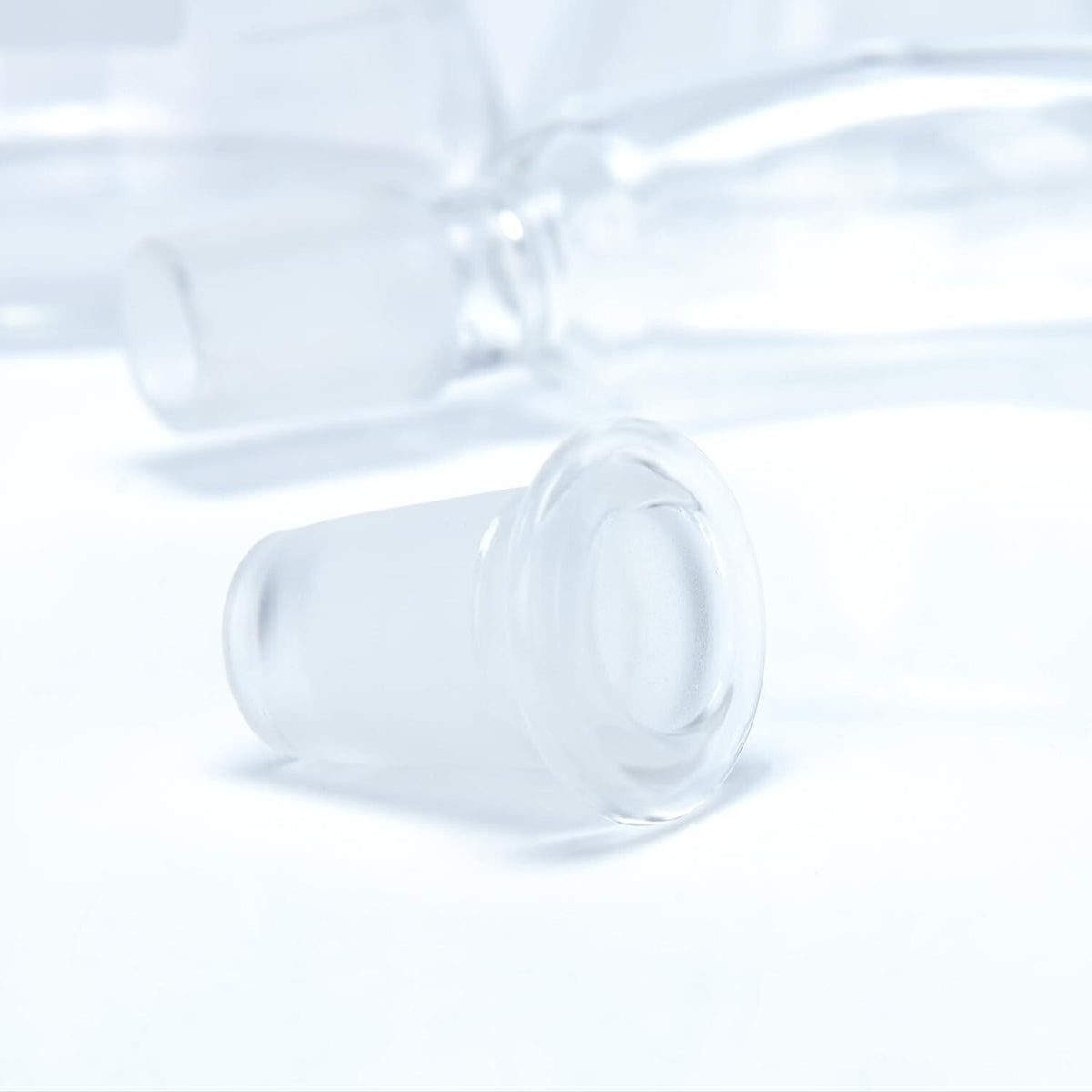 Adaptateur en verre 14/18 avec joint mâle dépoli de 18mm